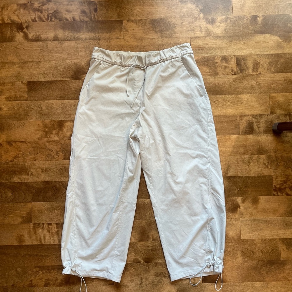 Lululemon Cinchable Cuff High Rise Jogger L - Picture 7 of 8